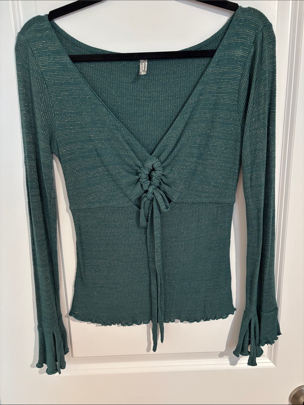 Long Sleeve Crisscross Tie-Front Ribbed Top in Teal Green